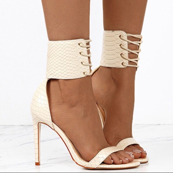 Women's Sexy High Heels - Tie Around Ankle Bar - Picture 1 of 2